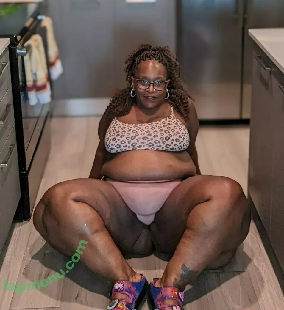 ms.thickerthan nude photo #0046 (ms.thickerthan)