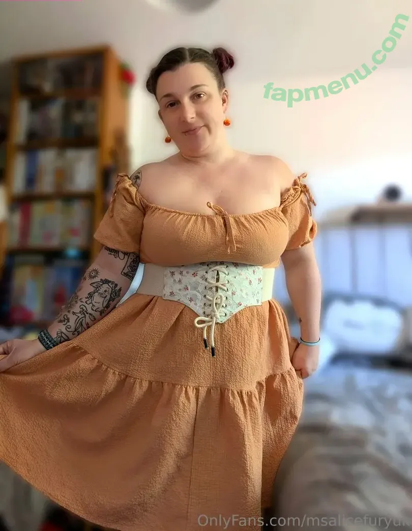 msalicefuryuk nude photo #0030 (msalicefuryuk)