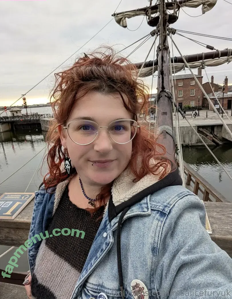 msalicefuryuk nude photo #0106 (msalicefuryuk)