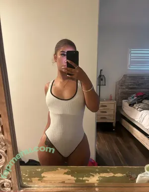 msaliyaaahh / aaliyahasmaraa / aaliyahivory / msaliyahasmara nude photo #0034