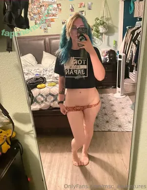 msc_adventures / mms_cosplayadventures nude photo #0233