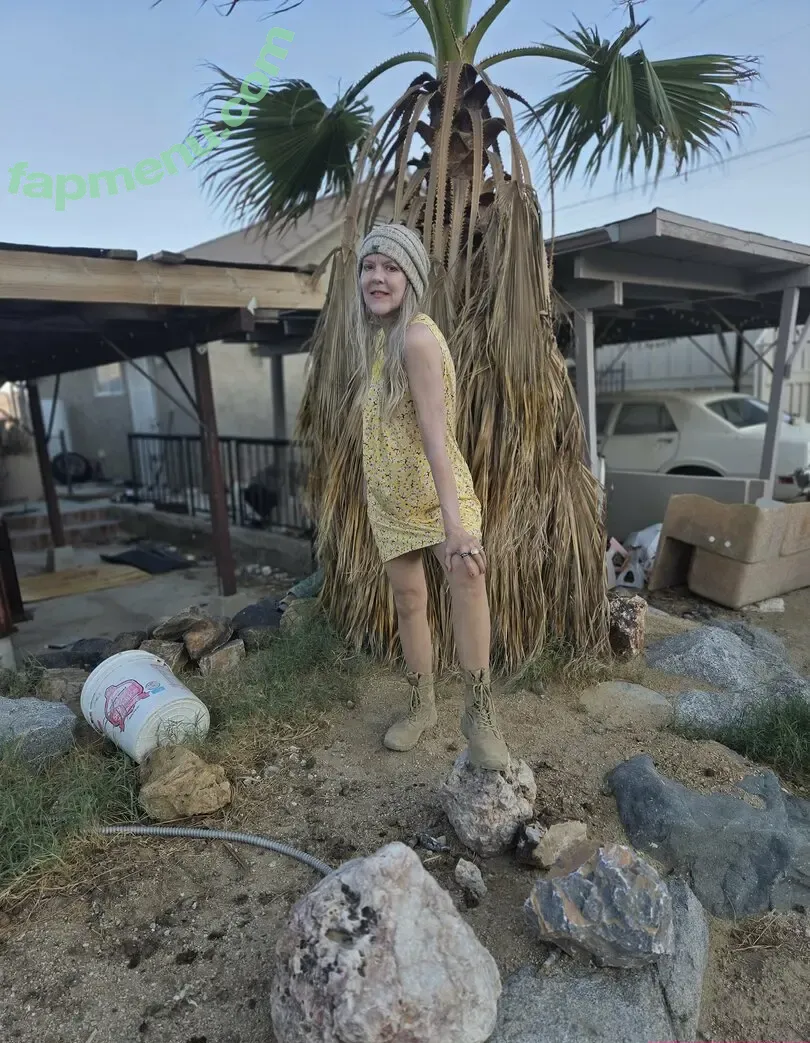 msjamiefoster nude photo #0007 (msjamiefoster)