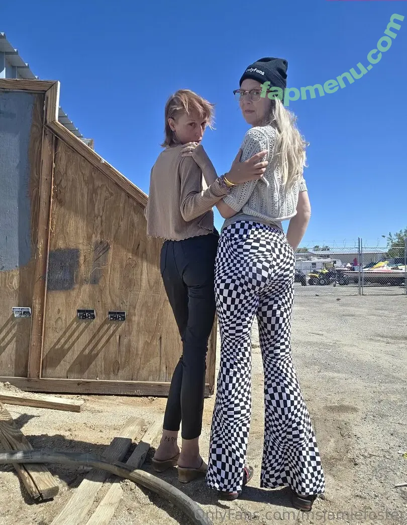 msjamiefoster nude photo #0016 (msjamiefoster)