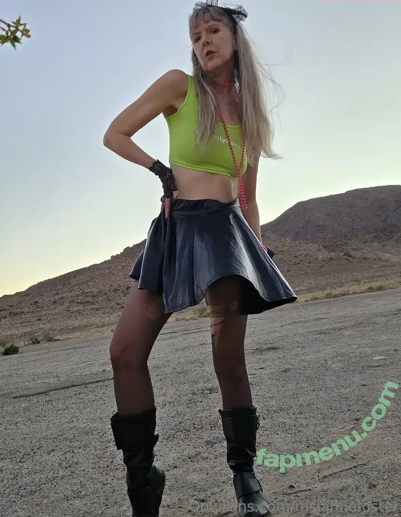 msjamiefoster nude photo #0054 (msjamiefoster)