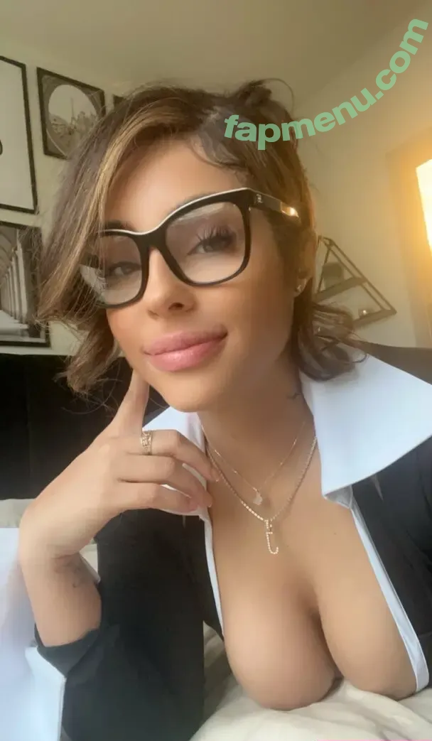 msjgrenaway nude photo #0032 (msgrenaway)