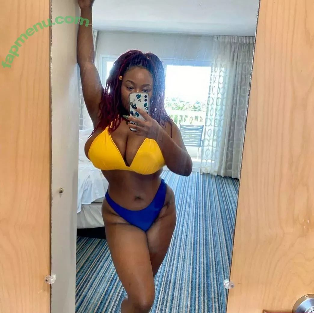 msolurin nude photo #0004 (Olayemi Olurin / mollina_rae)