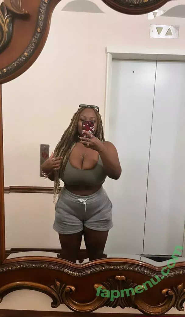 msolurin nude photo #0011 (Olayemi Olurin / mollina_rae)