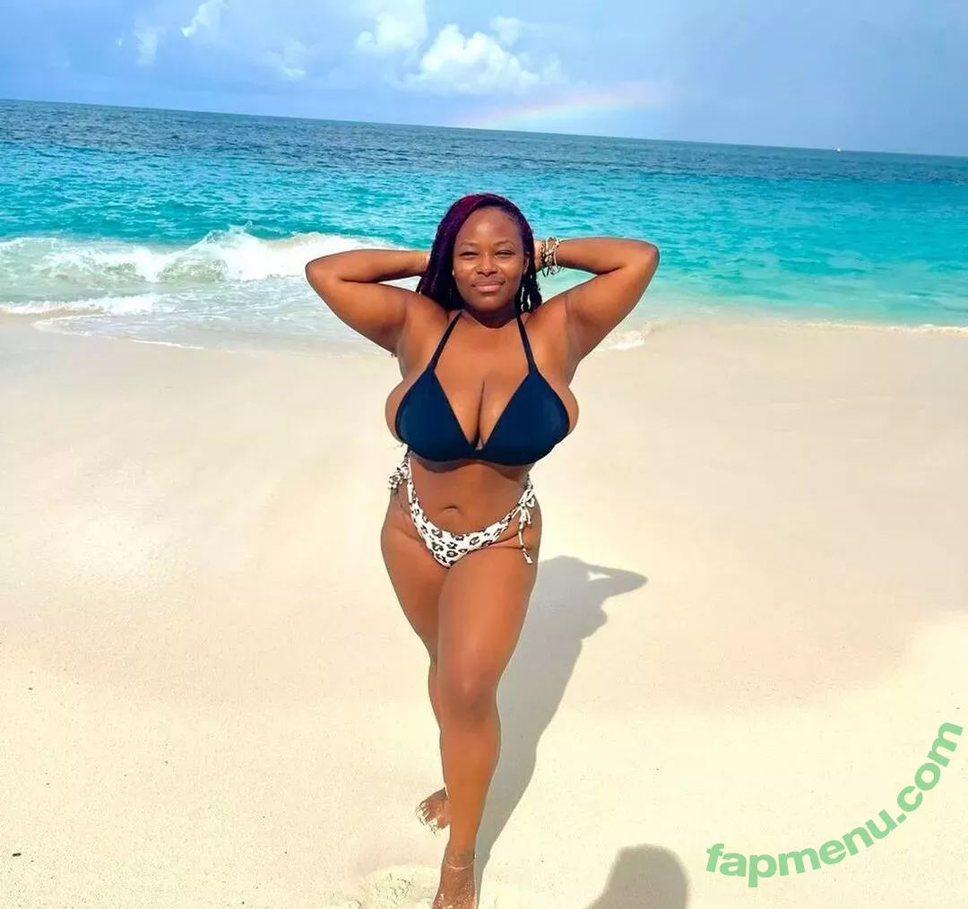 msolurin nude photo #0012 (Olayemi Olurin / mollina_rae)