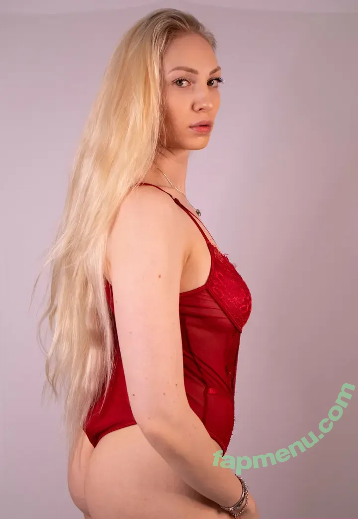 msrapunzelfree nude photo #0010 (therealmsrapunzel)