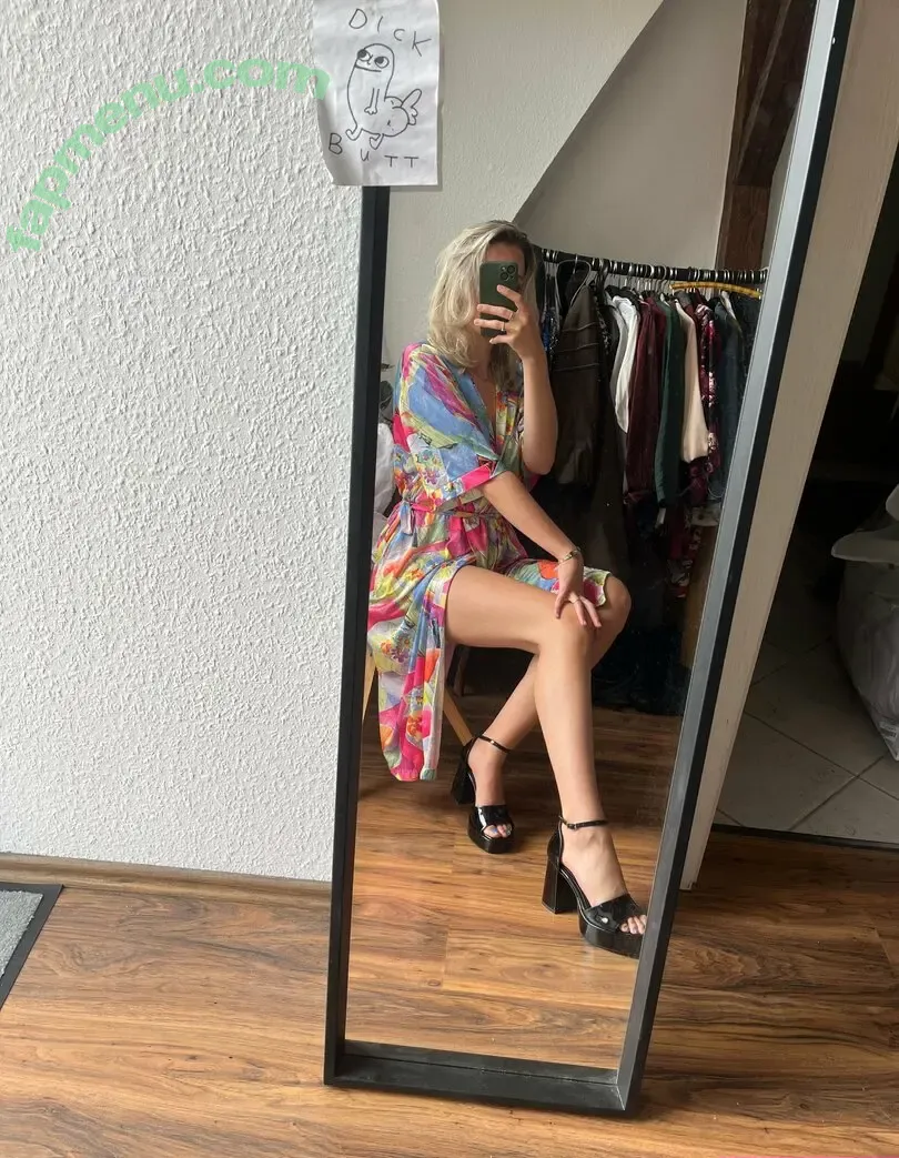 mssweetfeet nude photo #0023 (mssweetfeet)