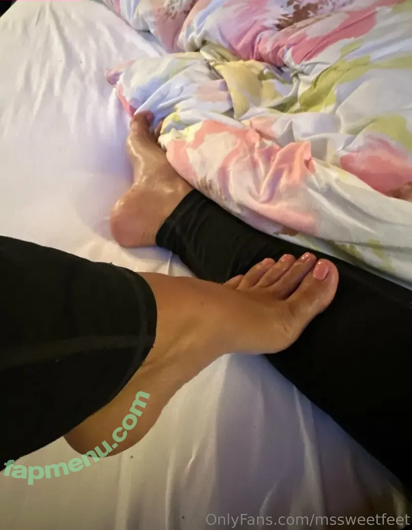 mssweetfeet nude photo #0048 (mssweetfeet)