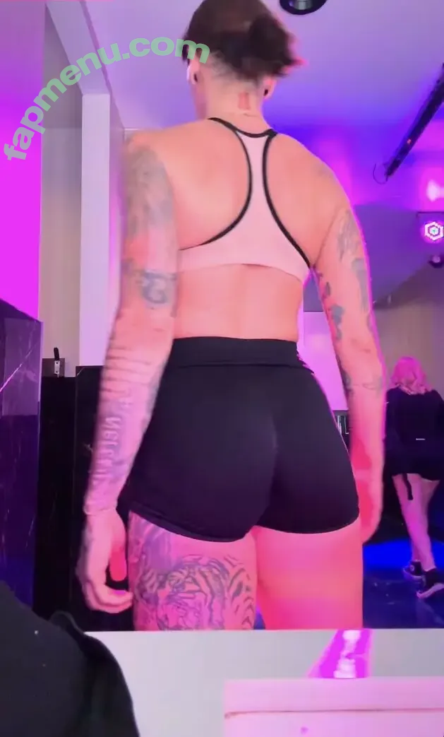 MsTattedbuckets nude photo #0030 (theemisstommielee)