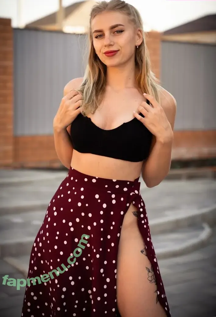 Msyuliyafox nude photo #0065 (Msyuliyafox)