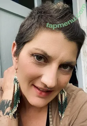 mtmountainmama / mtmtnmamas nude photo #0001