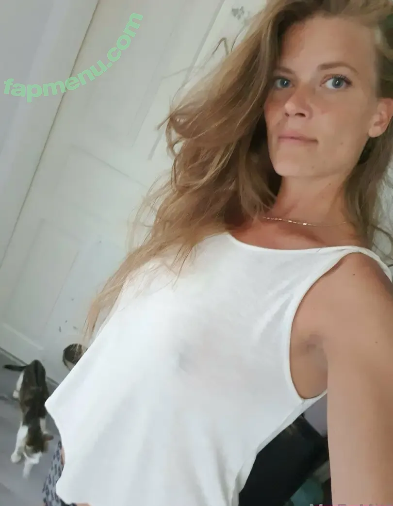 mufumelf nude photo #0059 (MuFuMilf)