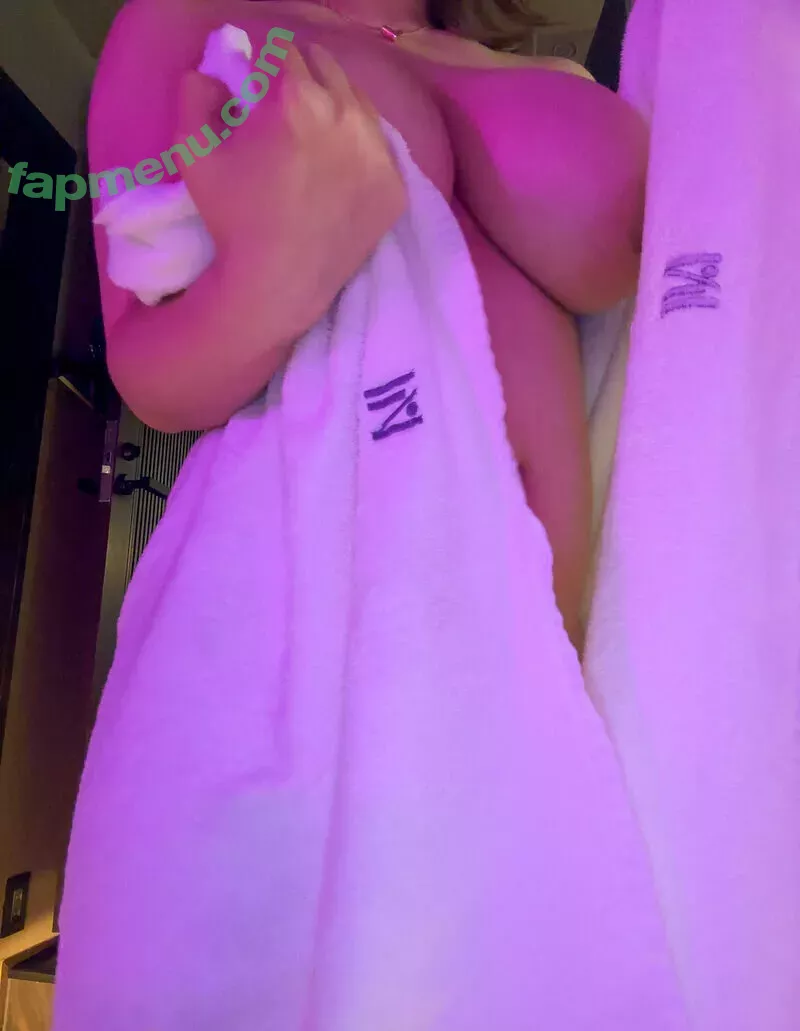 Mugi Mugi nude photo #0095 (0mugi____mugi0 / 0mugi___mugi0 / call.of.mugi / cyanmugi)