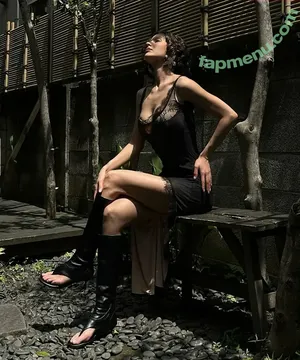 mugretnug / Kris Blackberry nude photo #0133