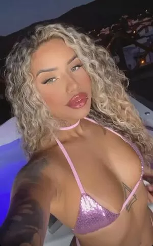 Muito Linda / muito.linda_ / naticasassola nude photo #0456