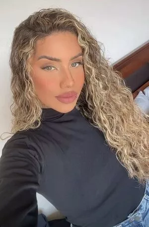 Muito Linda / muito.linda_ / naticasassola nude photo #0522