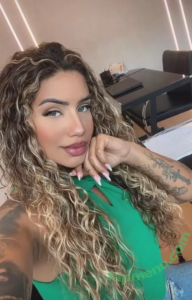 Muito Linda nude photo #0327 (muito.linda_ / naticasassola)