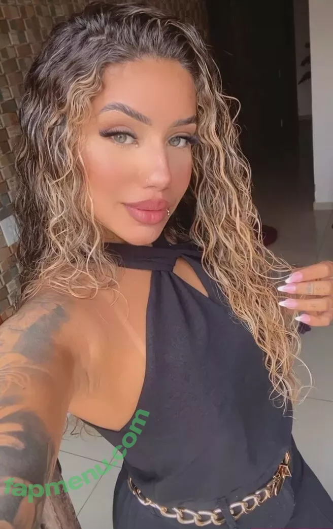 Muito Linda nude photo #0344 (muito.linda_ / naticasassola)