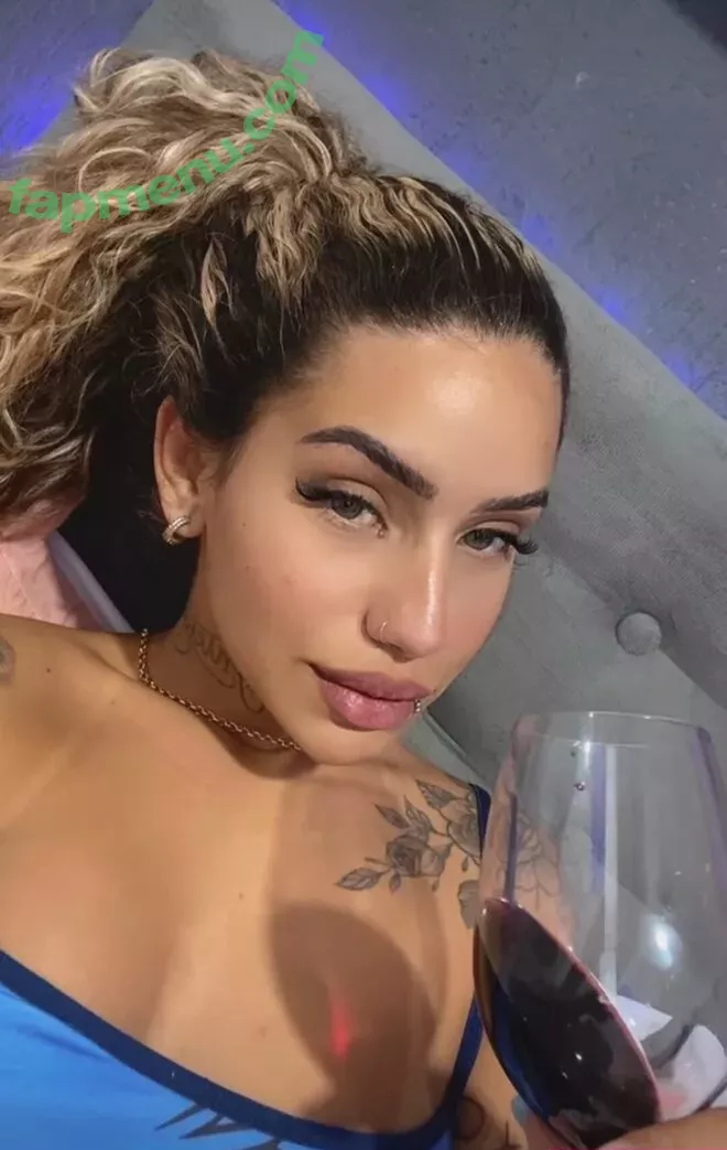 Muito Linda nude photo #0377 (muito.linda_ / naticasassola)