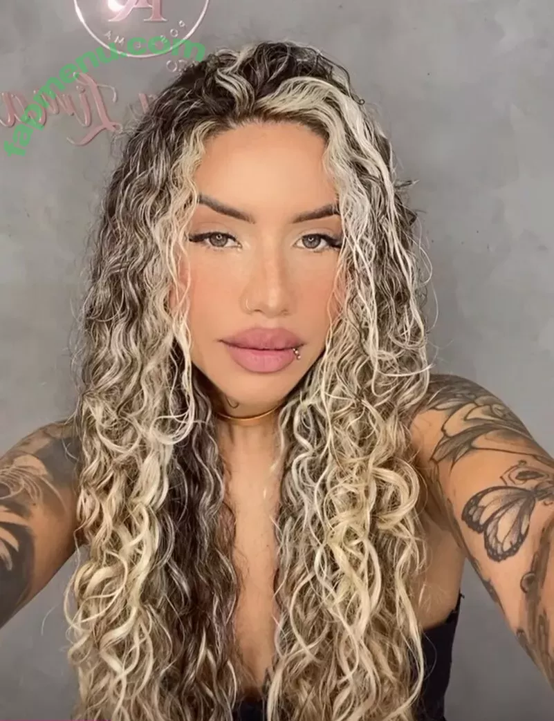 Muito Linda nude photo #0445 (muito.linda_ / naticasassola)