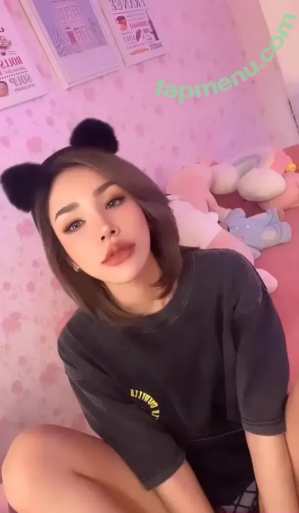 mukchaaliinee nude photo #0334 (MLiveCF / mukchaalyy_)