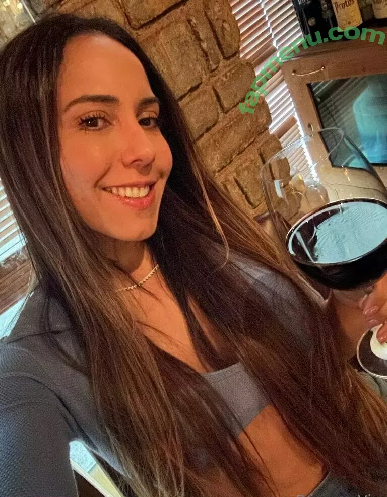 Mulher Melão nude photo #1348 (Renata Frisson / melaooficial / mulhermelao)