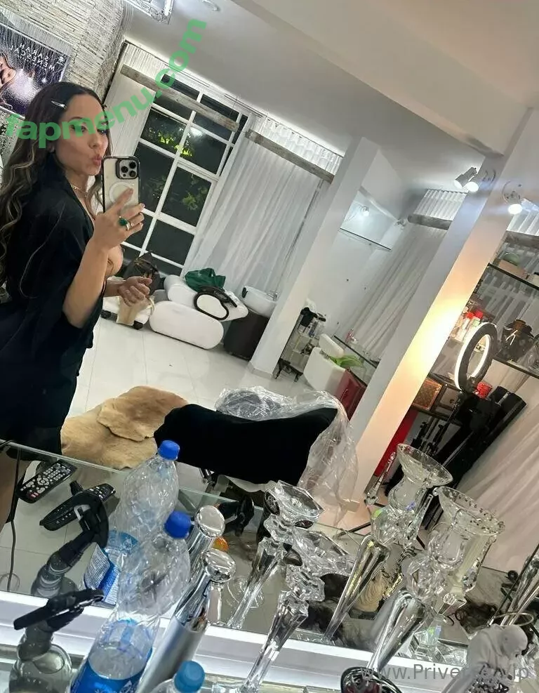 Mulher Melão nude photo #1759 (Renata Frisson / melaooficial / mulhermelao)