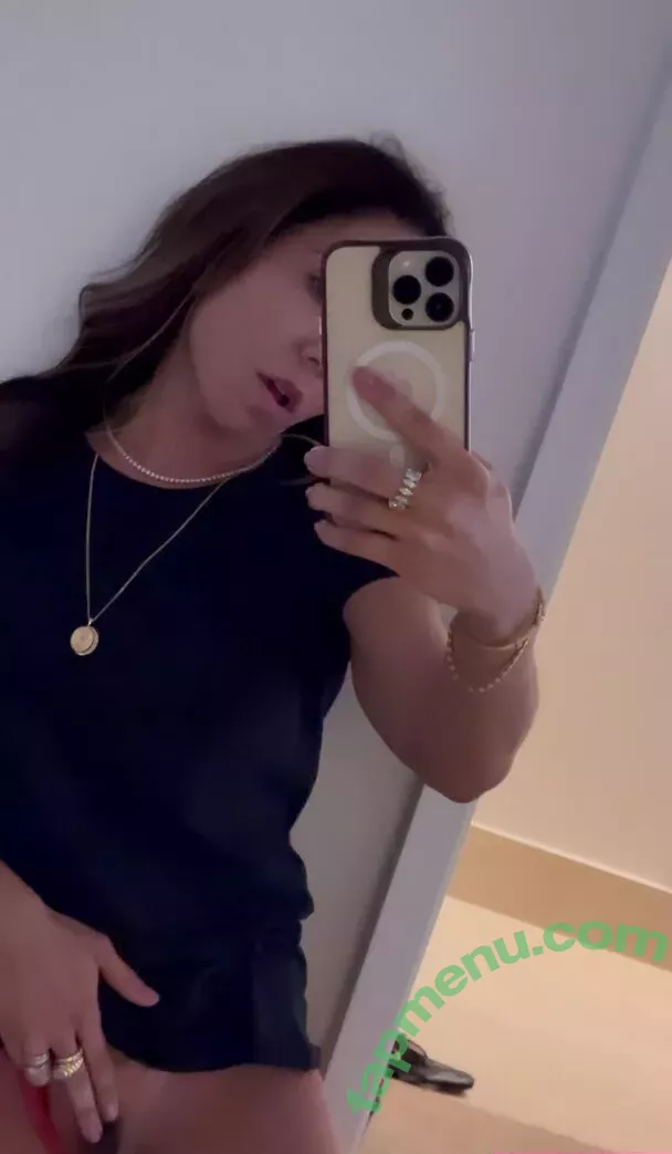 Mulher Melão nude photo #1894 (Renata Frisson / melaooficial / mulhermelao)