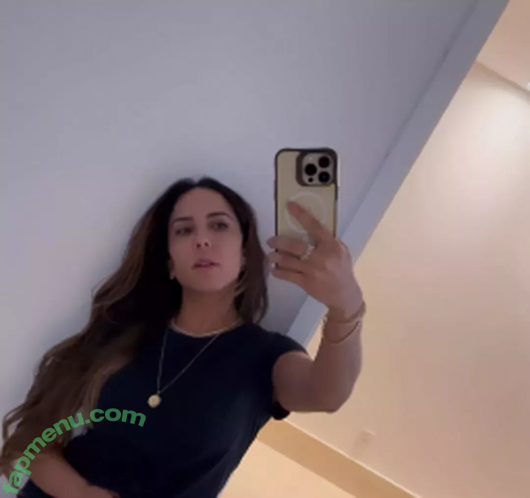 Mulher Melão nude photo #1897 (Renata Frisson / melaooficial / mulhermelao)