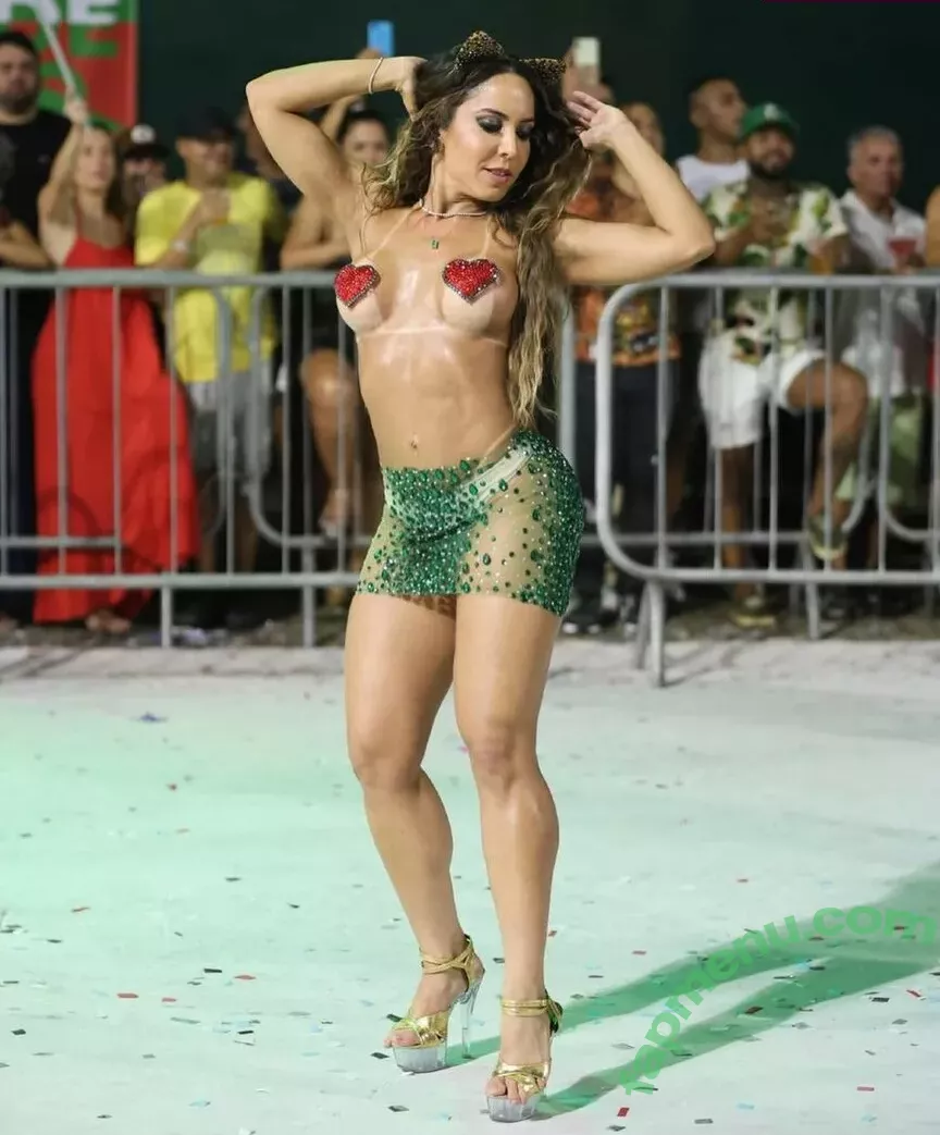 Mulher Melão nude photo #2236 (Renata Frisson / melaooficial / mulhermelao)
