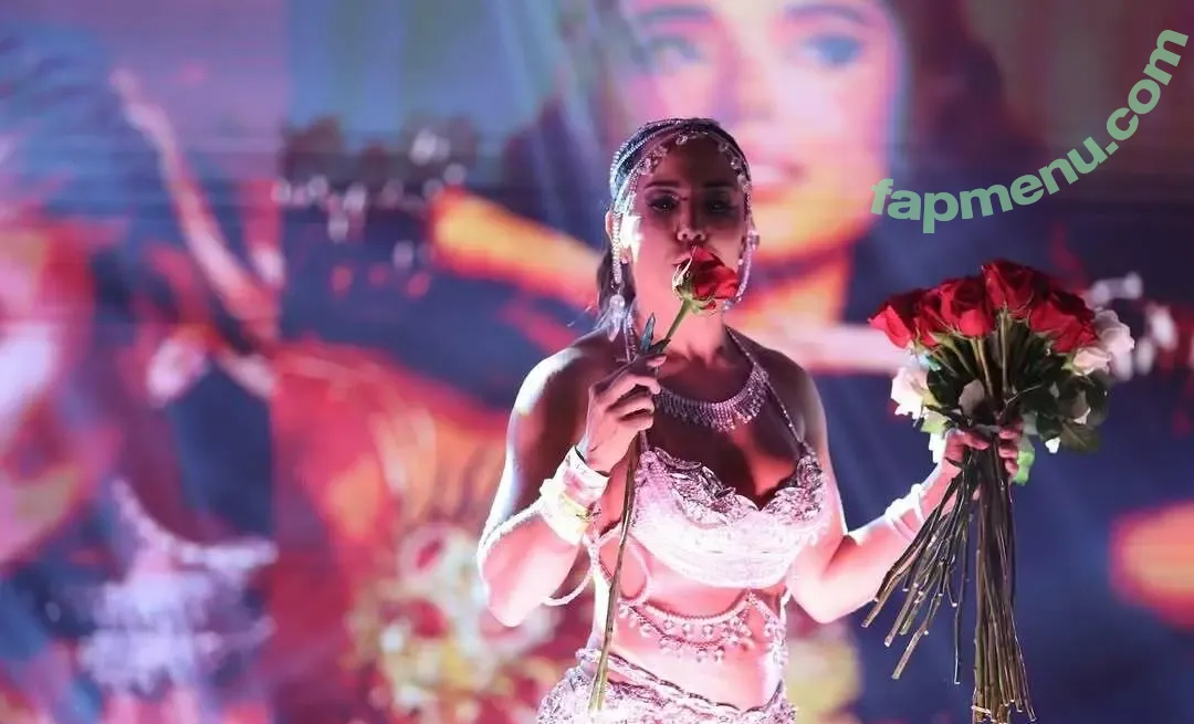 Mulher Melão nude photo #2864 (Renata Frisson / melaooficial / mulhermelao)