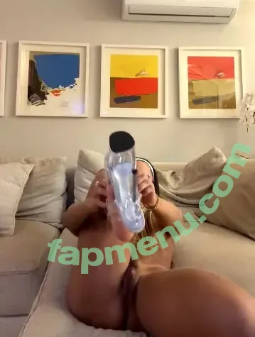 Mulher Melão nude photo #2865 (Renata Frisson / melaooficial / mulhermelao)