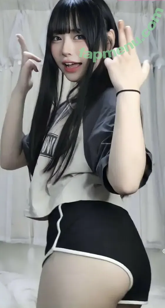 mumeixxx nude photo #0016 (mumeix820)