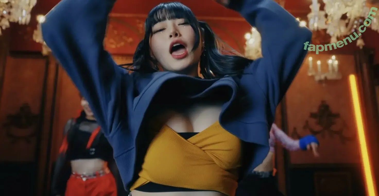 mumeixxx nude photo #0030 (mumeix820)