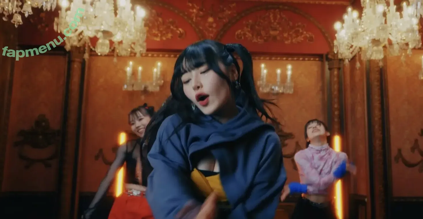 mumeixxx nude photo #0031 (mumeix820)