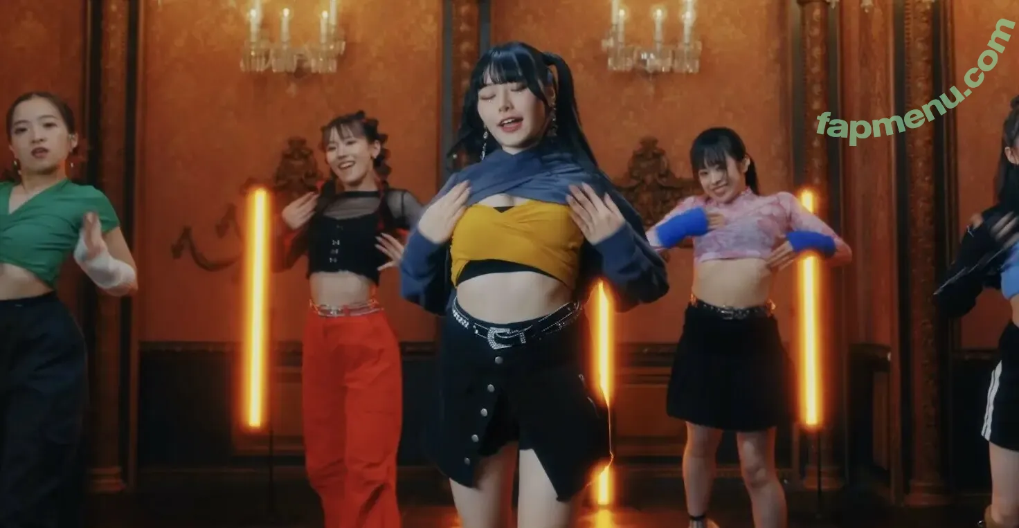 mumeixxx nude photo #0035 (mumeix820)