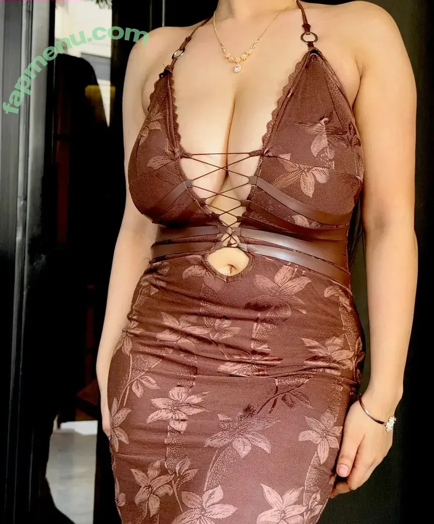 mumtahinaaa_ nude photo #0009 (mumtahinaaa_)