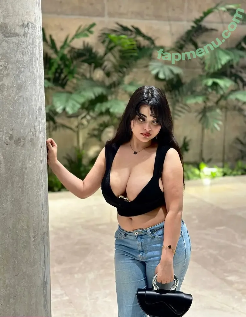 mumtahinaaa_ nude photo #0064 (mumtahinaaa_)