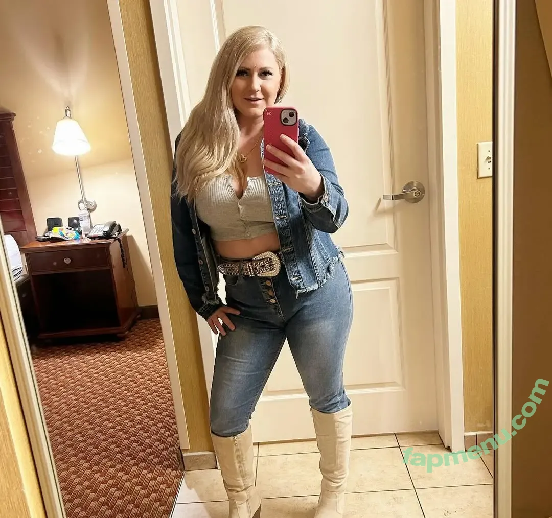 Munica Cooley VIP nude photo #0003 (catfishwifevip / municacooley)