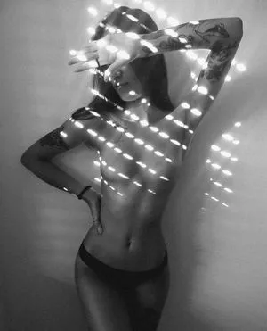 Munique Brum / muniquenbrum / nbrum nude photo #0005