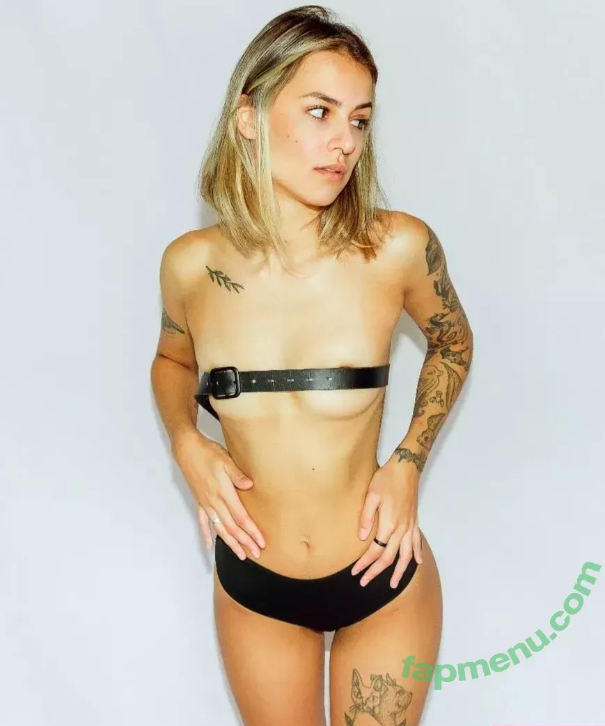 Munique Brum nude photo #0026 (muniquenbrum / nbrum)