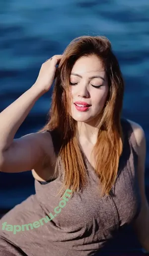 Munmun Dutta / mmoonstar nude photo #0008