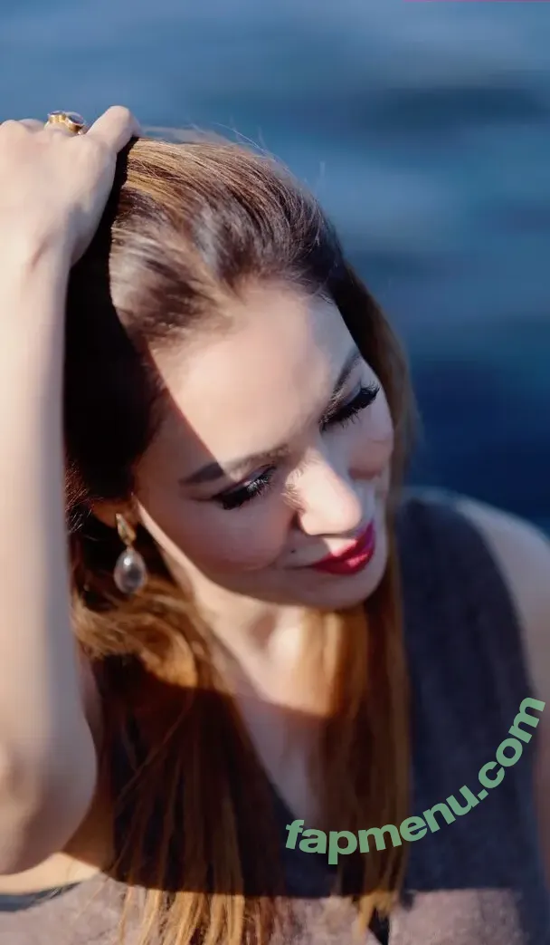 Munmun Dutta nude photo #0009 (mmoonstar)