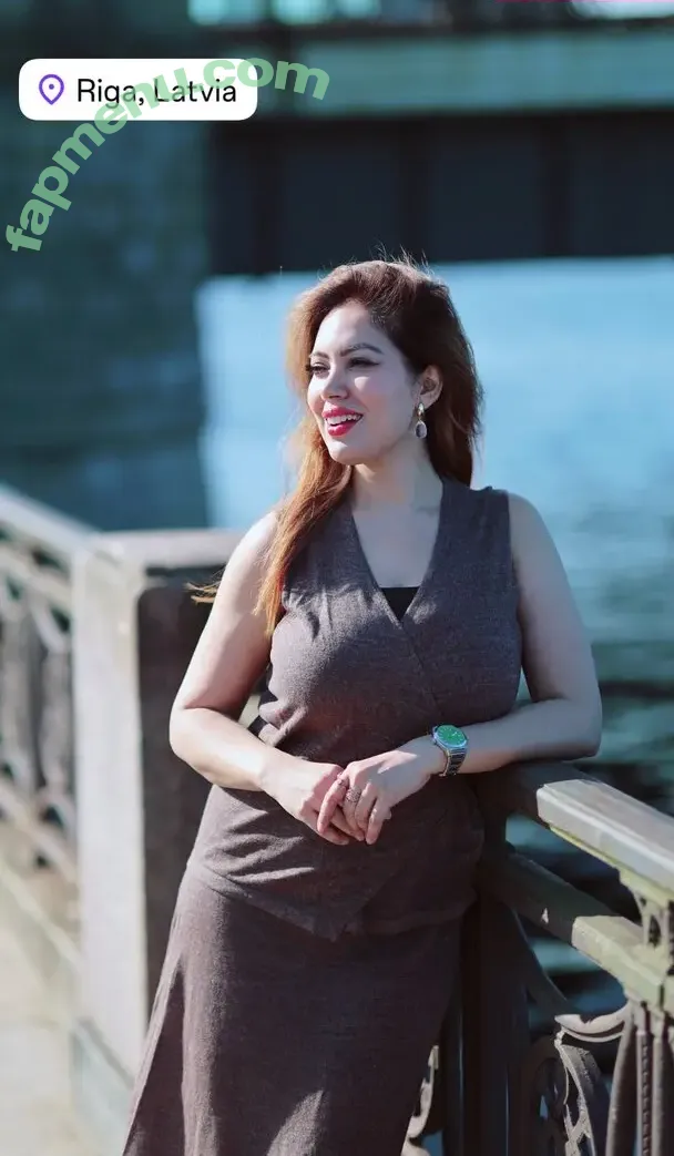 Munmun Dutta nude photo #0014 (mmoonstar)