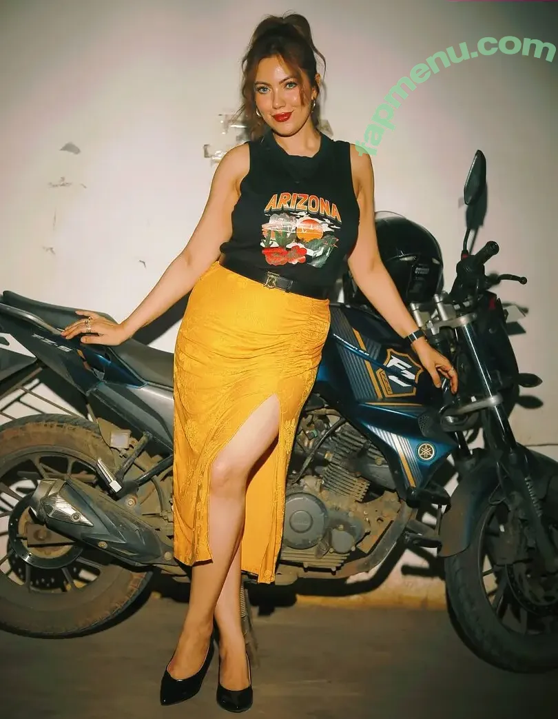 Munmun Dutta nude photo #0068 (mmoonstar)
