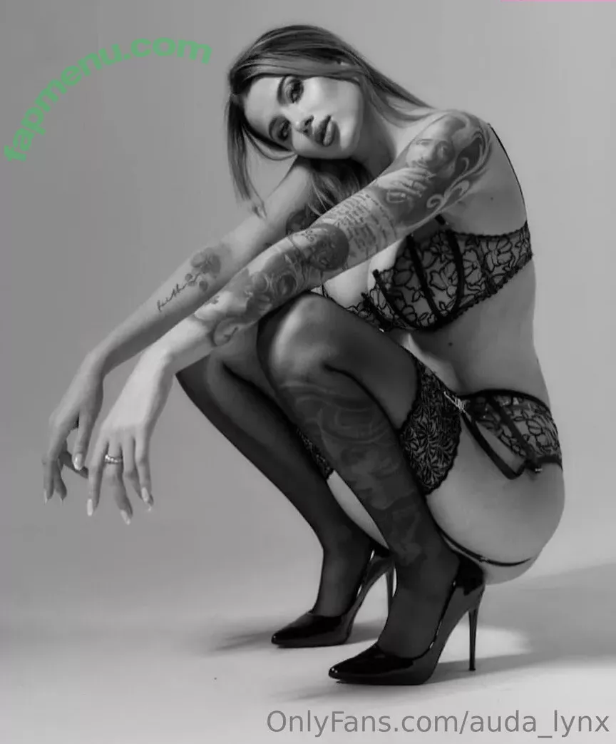 Murka nude photo #0227 (MurkaMfc / auda_lynx)