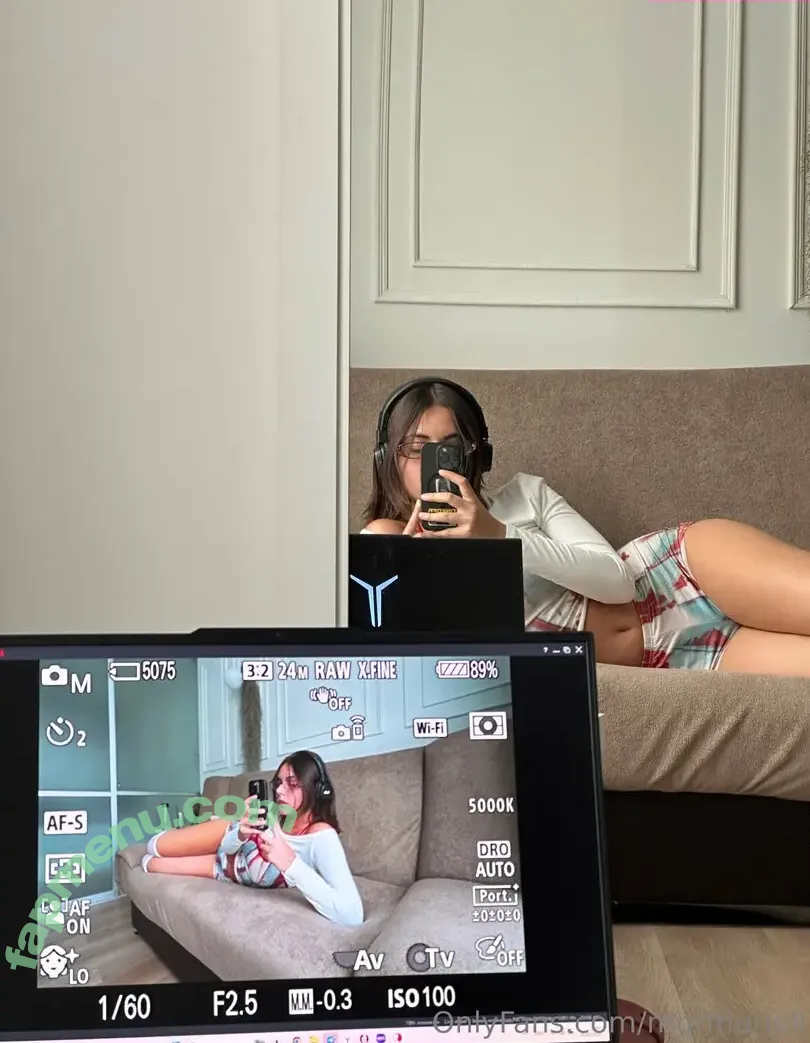 Murmuriell nude photo #0006 (murmurielll)